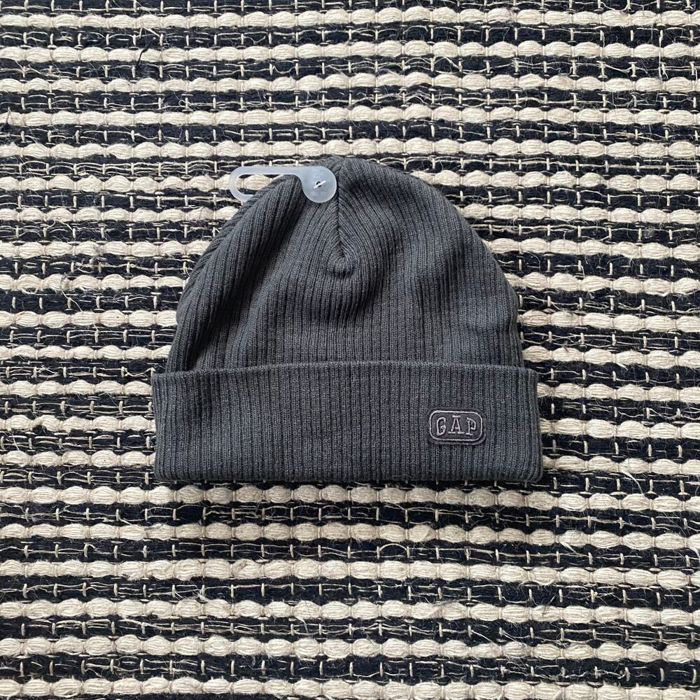 🌿Gap Unisex Kids Gray Pull on Stretch Winter Beanie Hat S/M